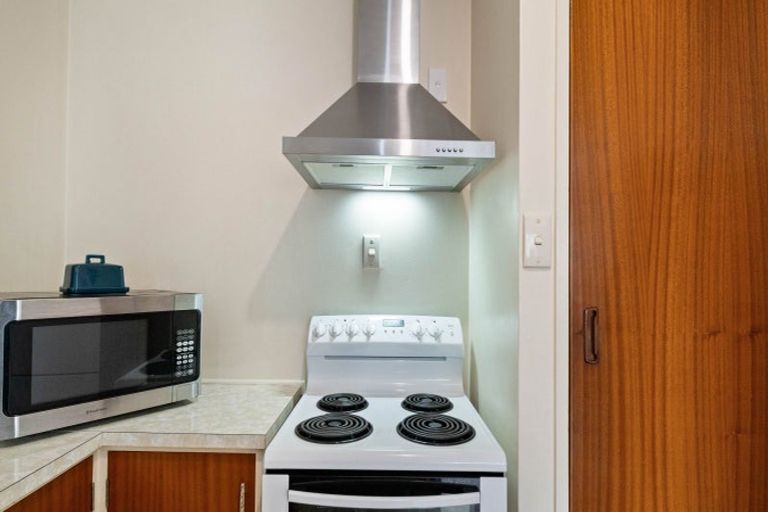 Photo of property in 114b Edinburgh Street, Pukekohe, 2120