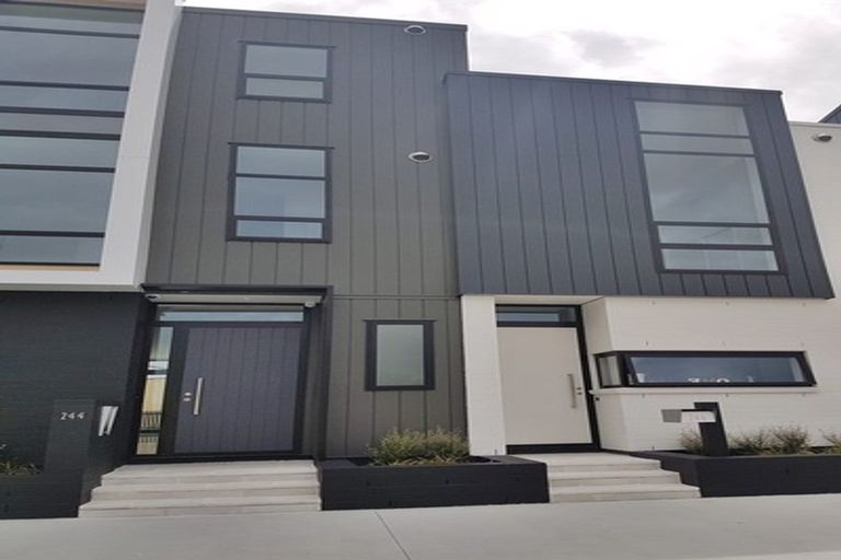 Photo of property in 244 Hobsonville Point Road, Hobsonville, Auckland, 0616