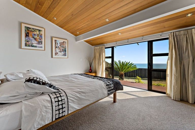 Photo of property in 34 Motutara Road, Muriwai, Waimauku, 0881