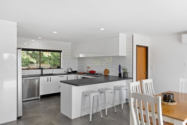 Photo of property in 72 Campbell Road, Tokoroa, 3491