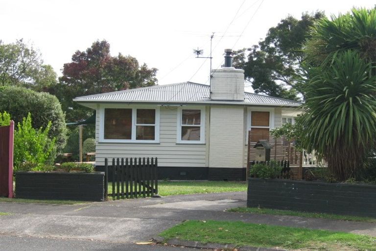 Photo of property in 8 Cindy Place, Pakuranga, Auckland, 2010