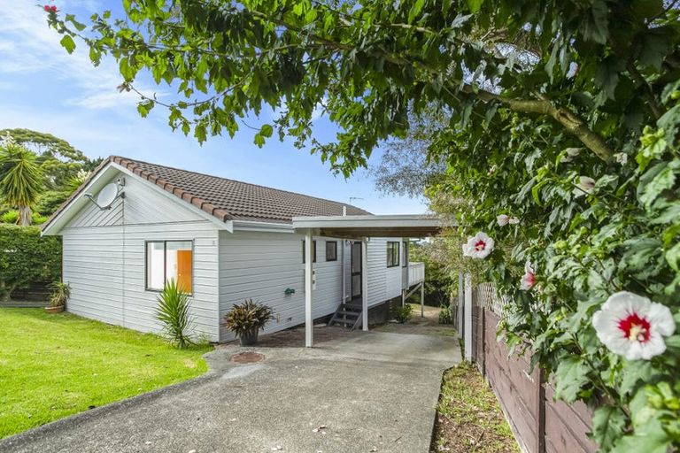 Photo of property in 1/47 West Harbour Drive, West Harbour, Auckland, 0618