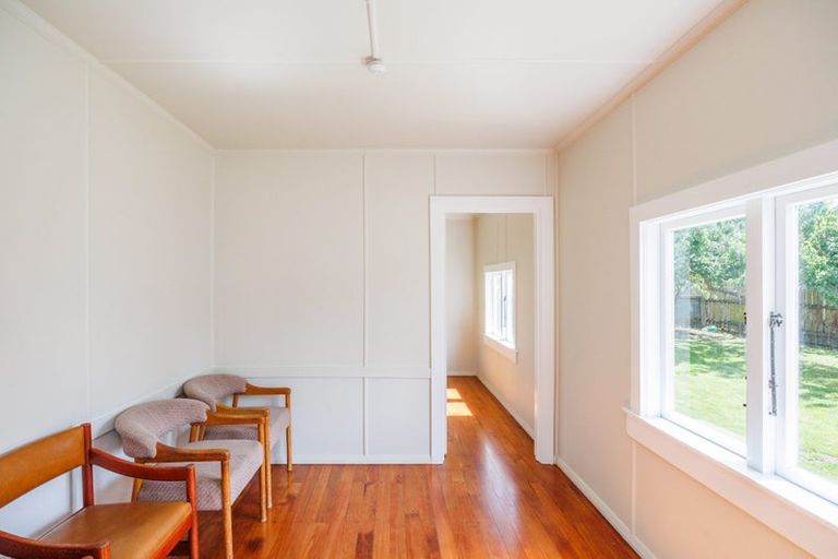 Photo of property in 25 Argyle Avenue, Takaro, Palmerston North, 4410