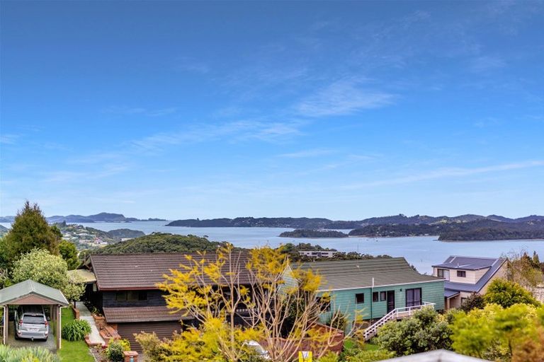Photo of property in 90 Te Haumi Drive, Paihia, 0200