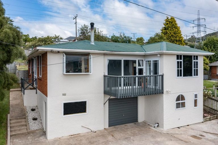 Photo of property in 102 Wakari Road, Helensburgh, Dunedin, 9010