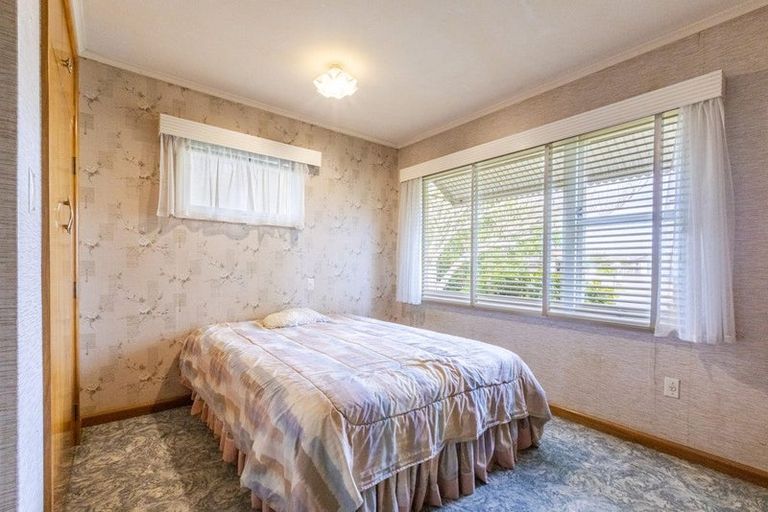 Photo of property in 6 Gebbie Road, Taradale, Napier, 4112