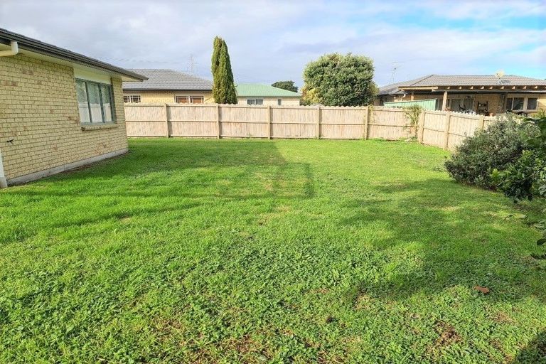 Photo of property in 71 Medvale Avenue, Flat Bush, Auckland, 2019