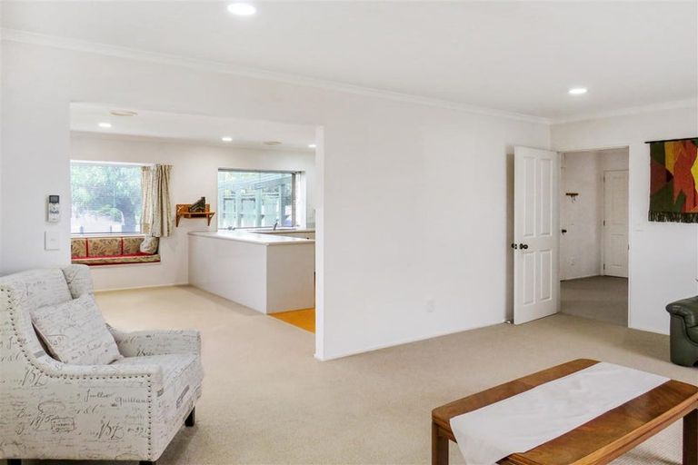 Photo of property in 34 Warwick Drive, Lynmore, Rotorua, 3010