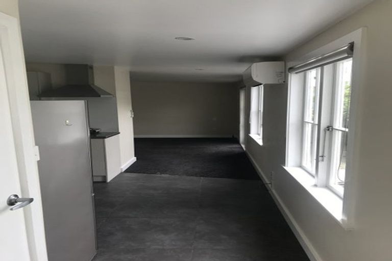 Photo of property in 26 Tinakori Road, Thorndon, Wellington, 6011