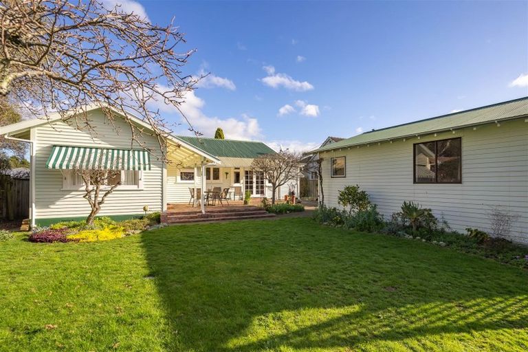 Photo of property in 2 College Street, Masterton, 5810