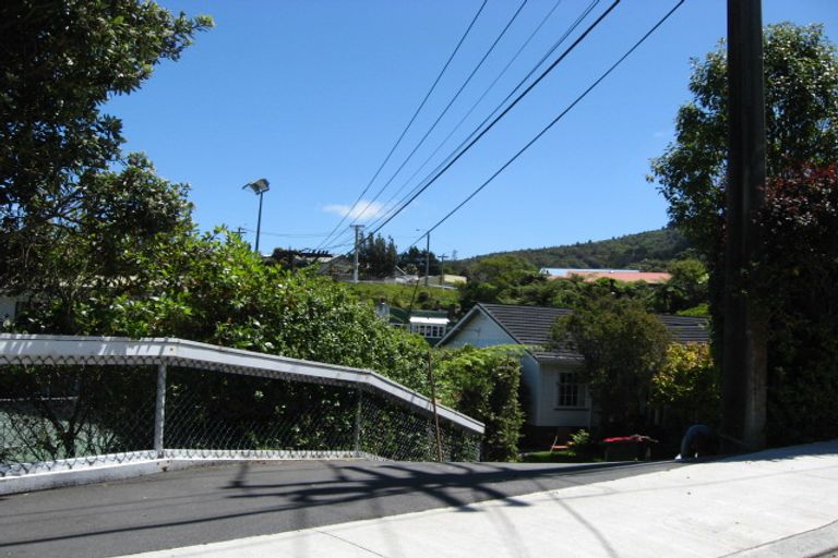 Photo of property in 55 Delhi Crescent, Khandallah, Wellington, 6035