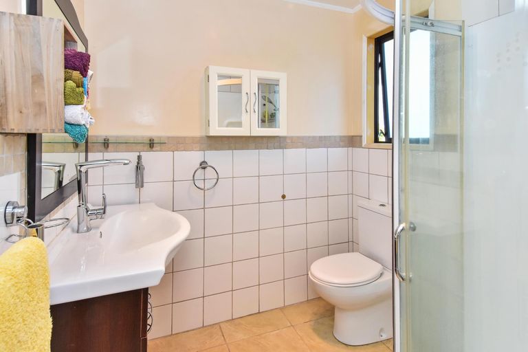 Photo of property in 83 St Annes Crescent, Wattle Downs, Auckland, 2103