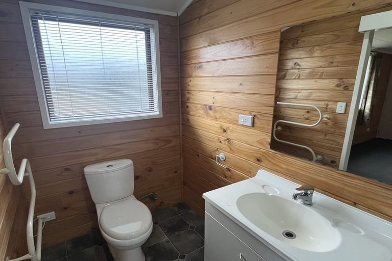 Photo of property in 120 Limbrick Street, Terrace End, Palmerston North, 4410