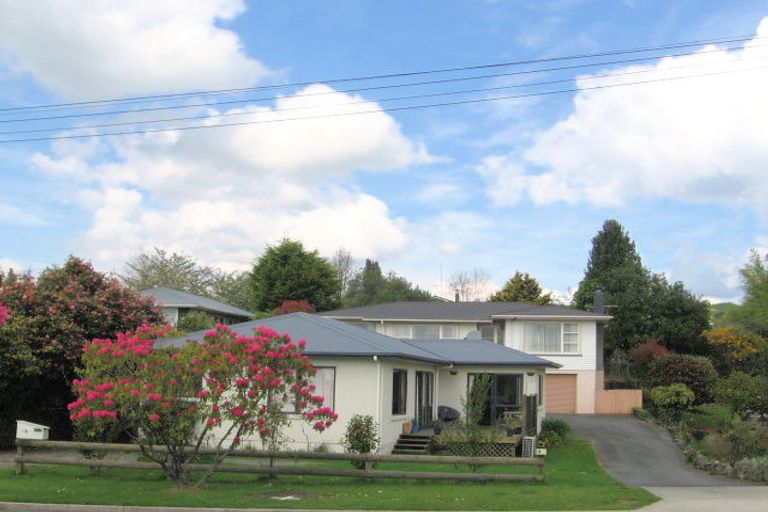 Photo of property in 41 Lynmore Avenue, Lynmore, Rotorua, 3010