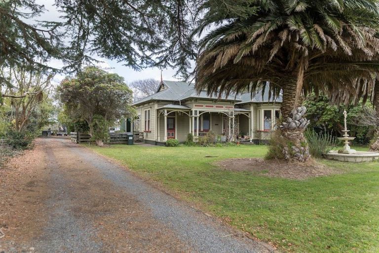 Photo of property in 298 High Street, Dannevirke, 4930
