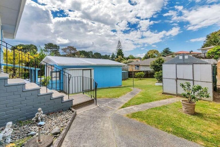 Photo of property in 19 Glendene Avenue, Glendene, Auckland, 0602