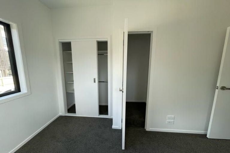 Photo of property in 27/28 Westgate Drive, Westgate, Auckland, 0614