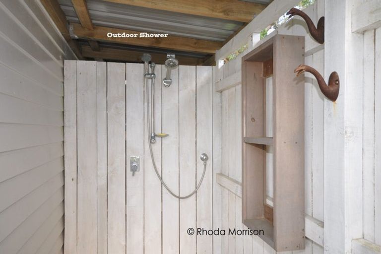 Photo of property in 208 Petley Road, Paparoa, 0571