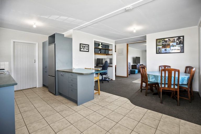 Photo of property in 9 Davies Street, Paeroa, 3600