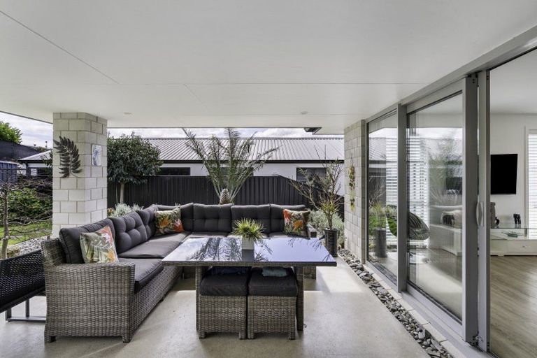 Photo of property in 16 Oak Ridge Drive, Te Awamutu, 3800