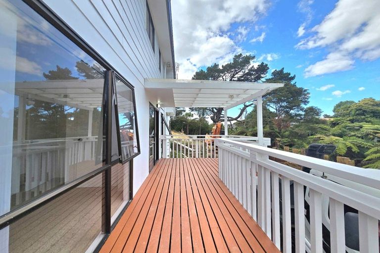Photo of property in 33 Alidade Place, Massey, Auckland, 0614