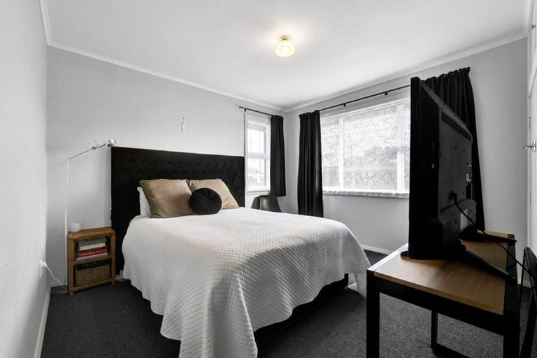 Photo of property in 22 Egmont Street, Hawera, 4610