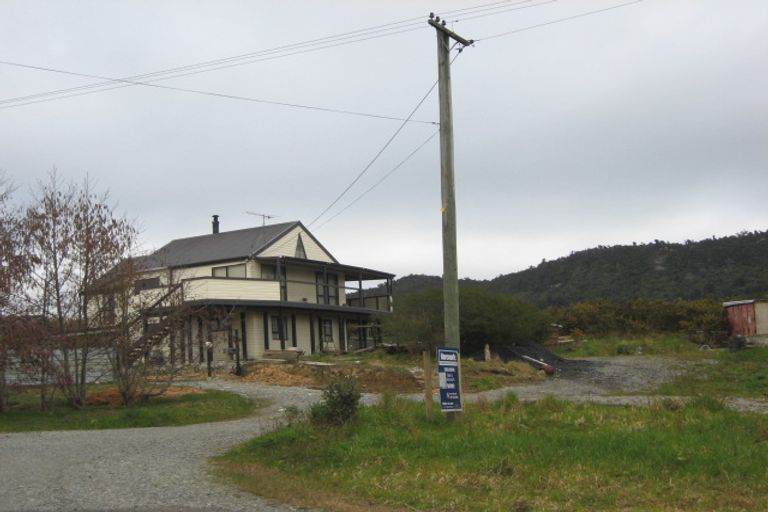 Photo of property in 1 Cadman Street, Runanga, 7803