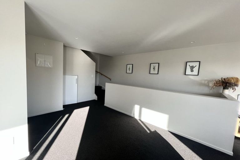 Photo of property in 5/69 Sheridan Terrace, Johnsonville, Wellington, 6037