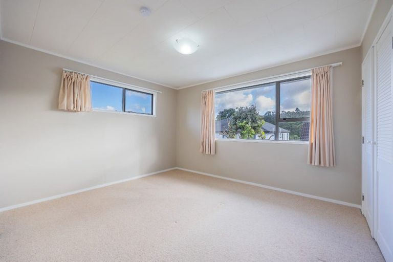 Photo of property in 92 Lynn Road, Bayview, Auckland, 0629