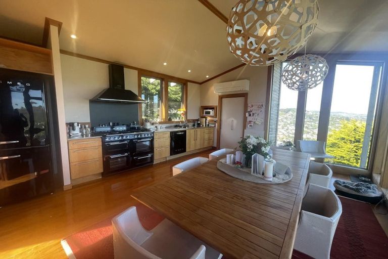 Photo of property in 9 Setsan Way, Ngaio, Wellington, 6035