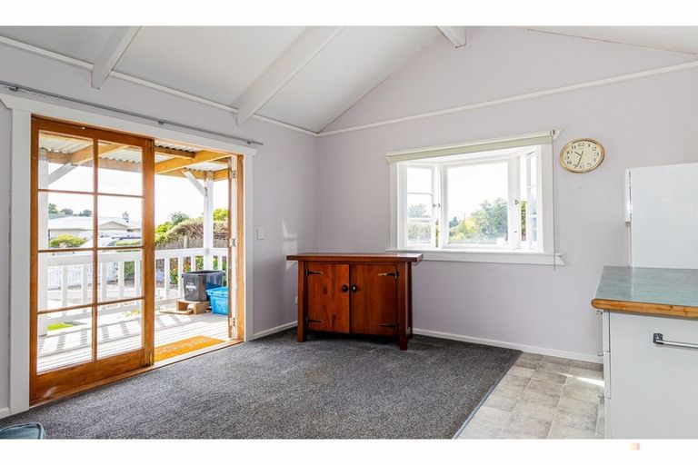 Photo of property in 10 Hillary Street, Waimate, 7924