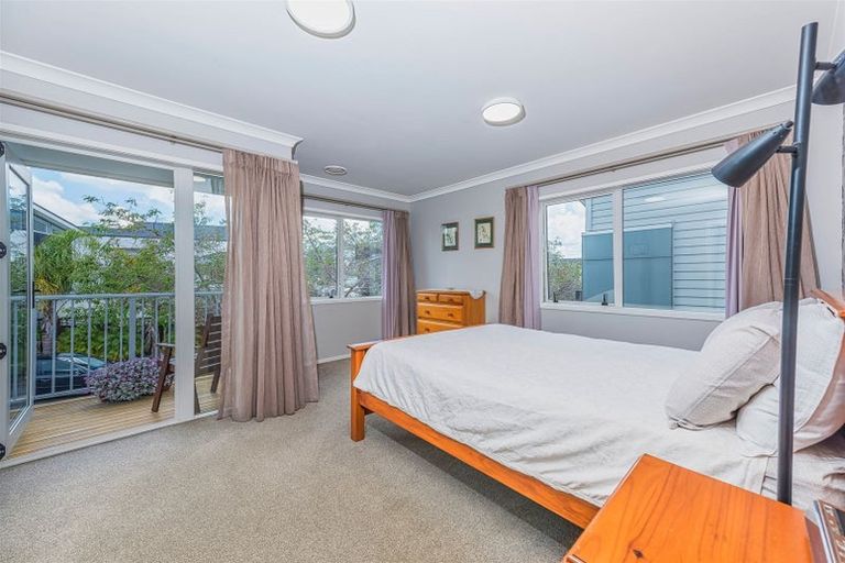 Photo of property in 62 Station Street, Hobsonville, Auckland, 0616