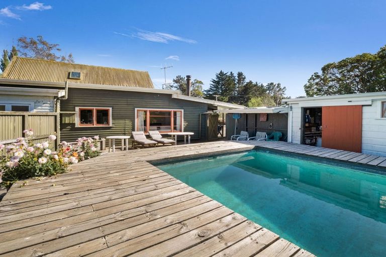 Photo of property in 2828 State Highway 1, Sanson, Palmerston North, 4479