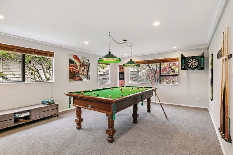 Photo of property in 30 Woodman Drive, Tawa, Wellington, 5028