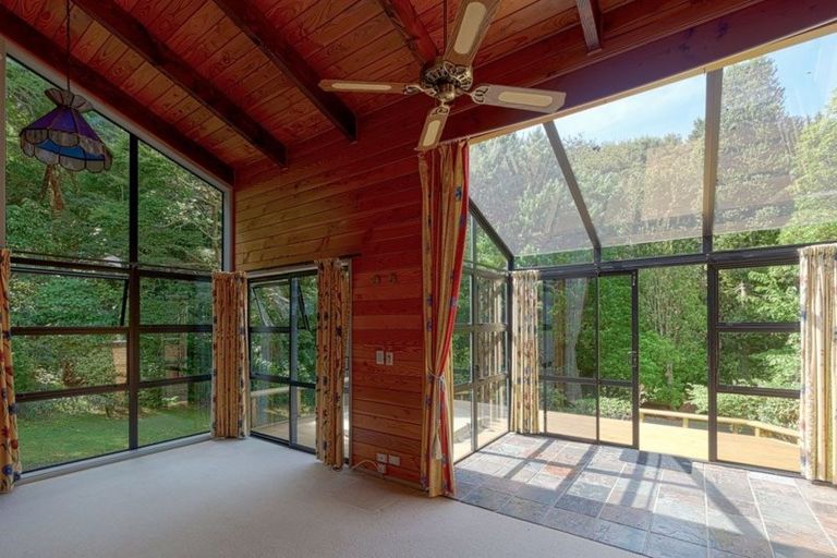 Photo of property in 12a Marina Grove, Frankleigh Park, New Plymouth, 4310