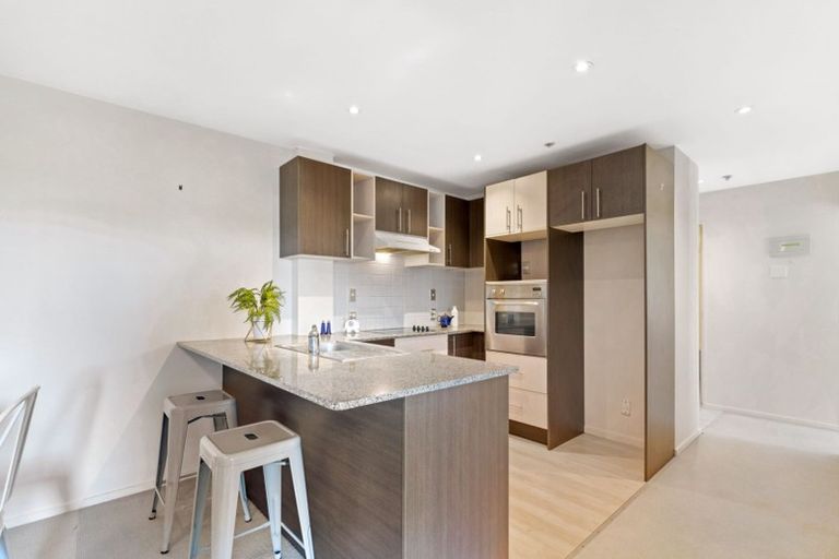 Photo of property in 1i/17 Crown Lynn Place, New Lynn, Auckland, 0600