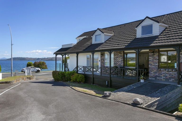 Photo of property in 116 Lake Terrace, Taupo, 3330
