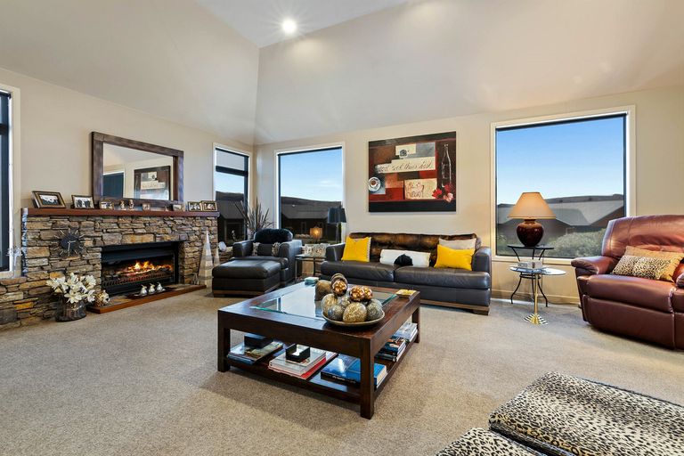 Photo of property in 16 Walnut Grove, Alexandra, 9320