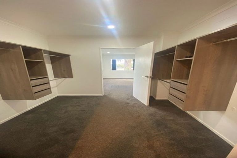 Photo of property in 1 Kendall Court, Wattle Downs, Auckland, 2103