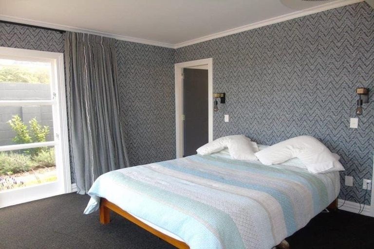 Photo of property in 415 Fergusson Drive, Heretaunga, Upper Hutt, 5018