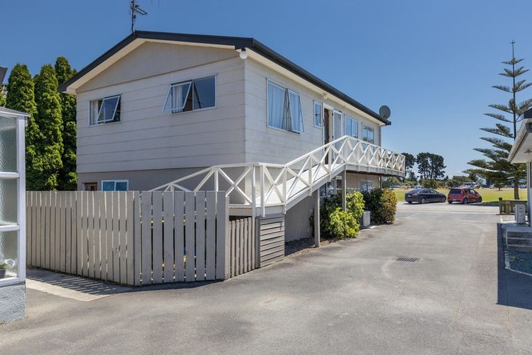 Photo of property in 1/17 Beach Road, Tahunanui, Nelson, 7011