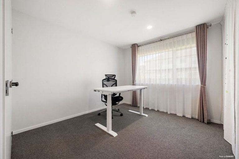 Photo of property in 20 Pennant Street, Long Bay, Auckland, 0630