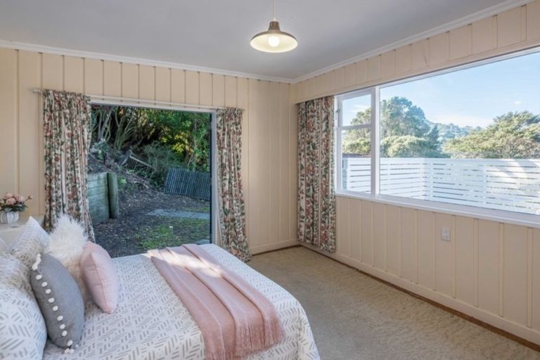 Photo of property in 51 Chaytor Street, Karori, Wellington, 6012