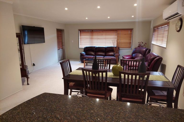 Photo of property in 10/482 Hibiscus Coast Highway, Orewa, 0931