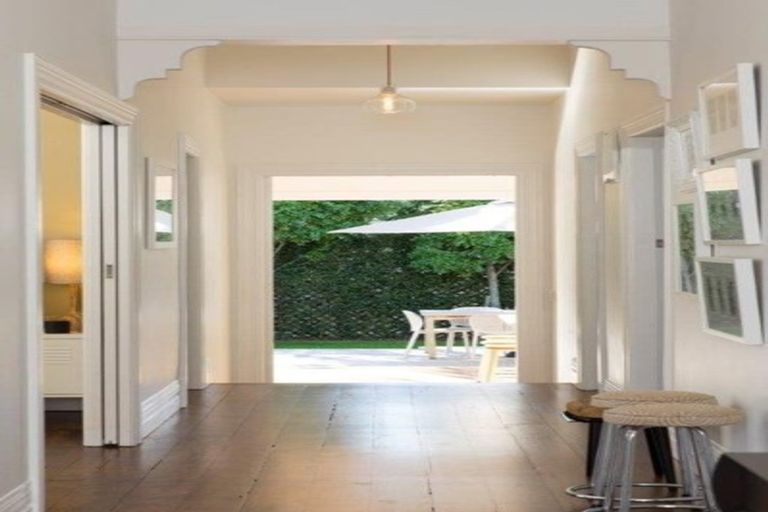 Photo of property in 32 Herbert Road, Mount Eden, Auckland, 1024