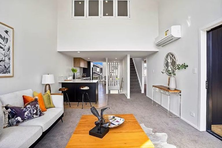 Photo of property in 62 Fort Lincoln Loop, Karaka, Papakura, 2113