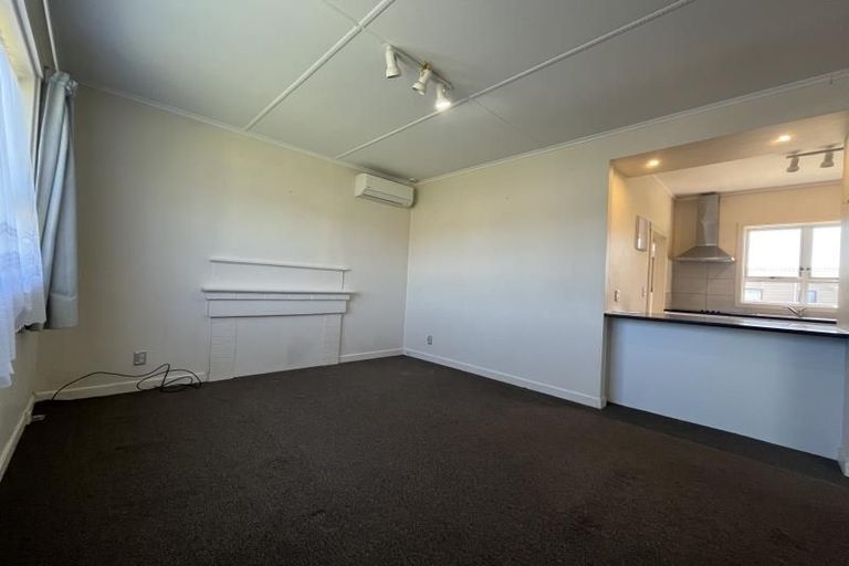 Photo of property in 16 Norana Avenue, Favona, Auckland, 2024