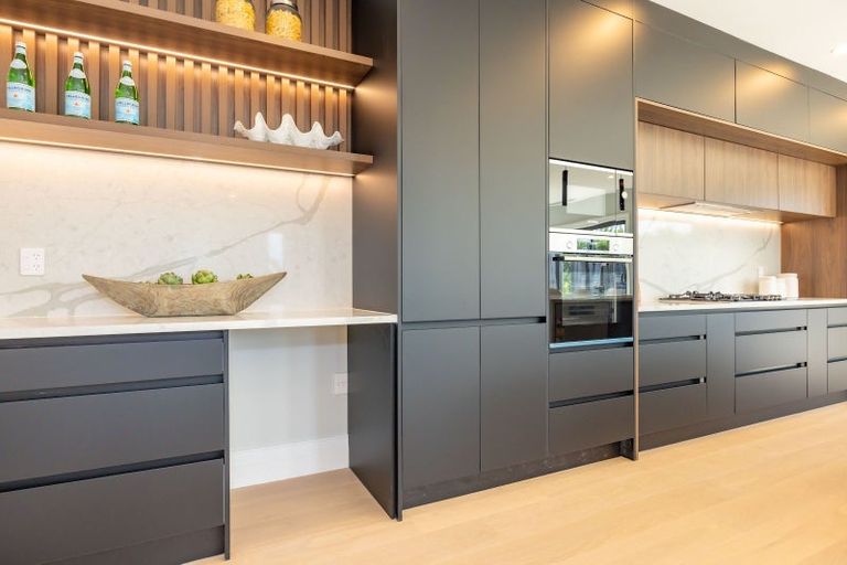 Photo of property in 17 Arawaru Avenue, Wainui, 0992