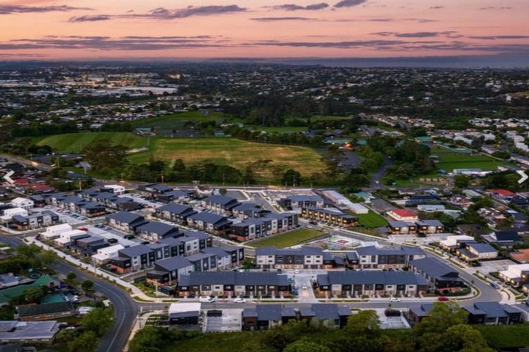 Photo of property in 335 Glengarry Road, Glen Eden, Auckland, 0602