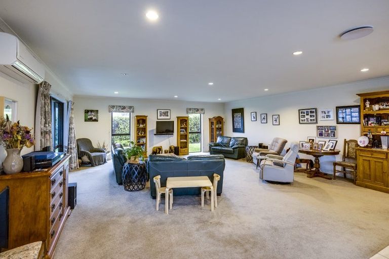 Photo of property in 3 Waitaha Place, Clive, 4102